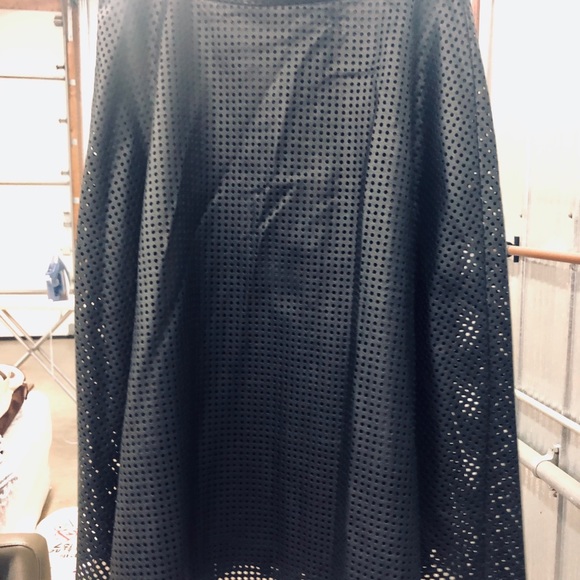 Two Skirts!! Same brand same size both and black! - Picture 3 of 7